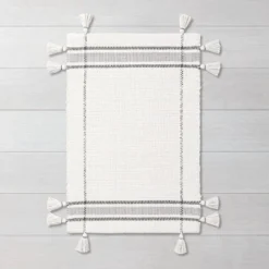 Simple Border Stripe With Corner Tassel Rug White/Gray - Hearth & Hand™ With Magnolia -Home Decoration Sale Shop GUEST b80f329f 3067 4fa2 b77d d3a9ab3c6304